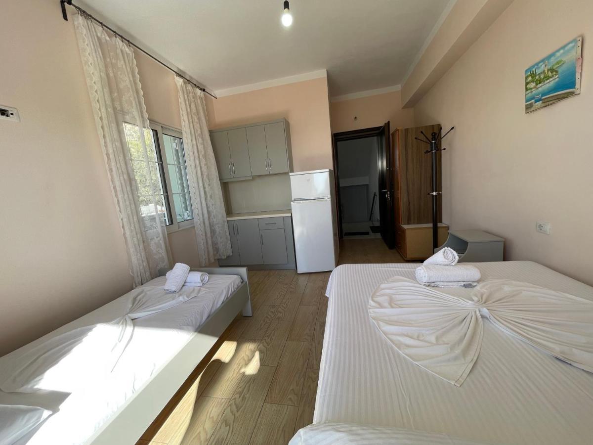 Villa Xhevdet Sarandë Eksteriør bilde