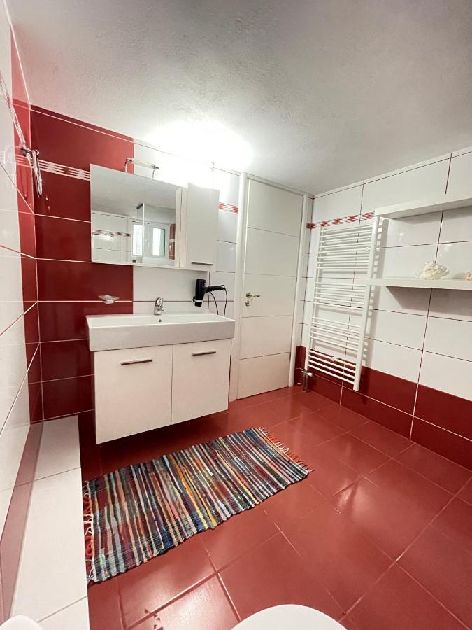 Villa Xhevdet Sarandë Eksteriør bilde