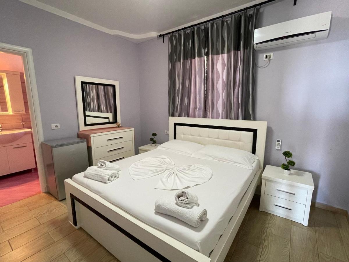 Villa Xhevdet Sarandë Eksteriør bilde