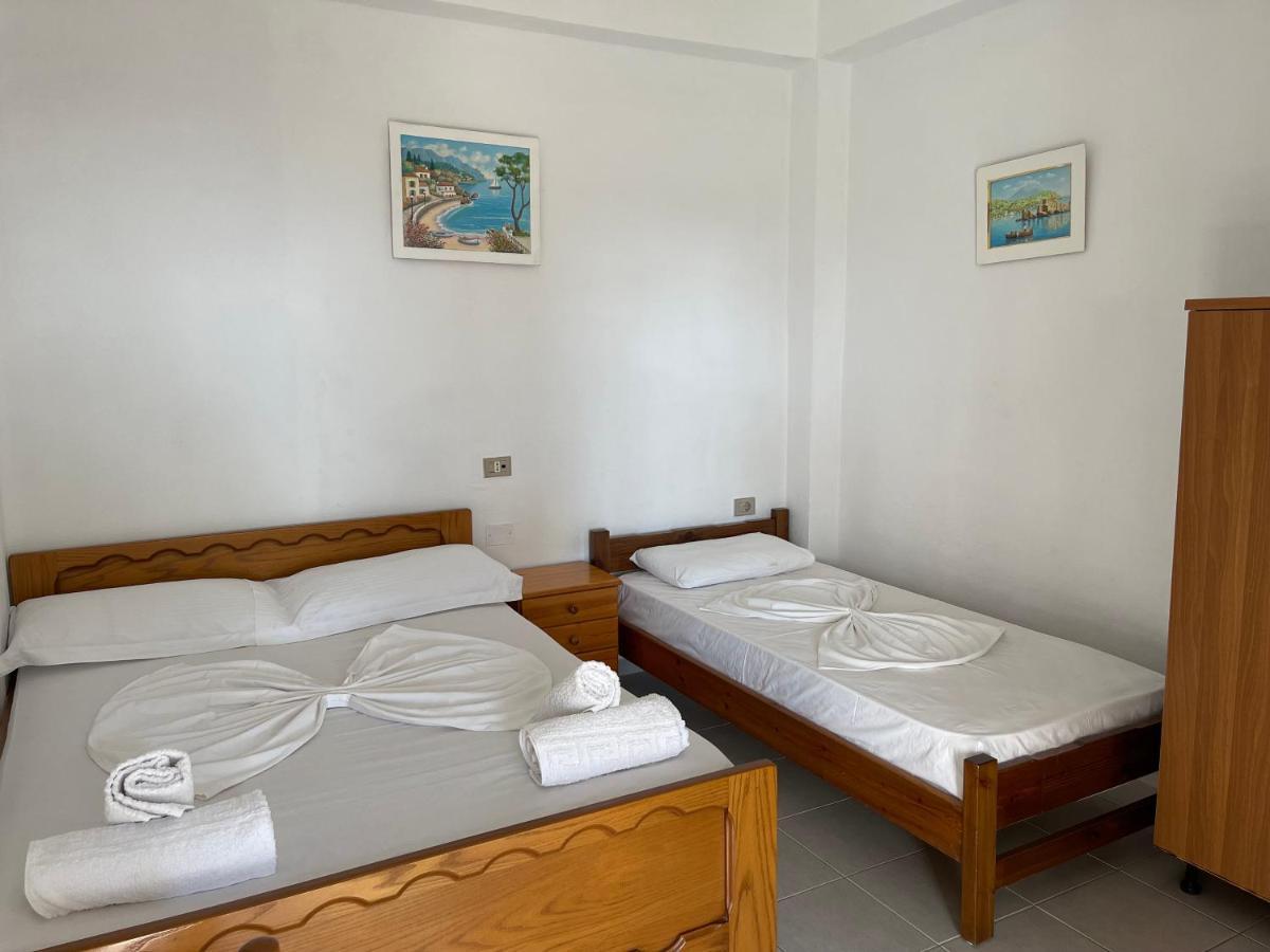 Villa Xhevdet Sarandë Eksteriør bilde
