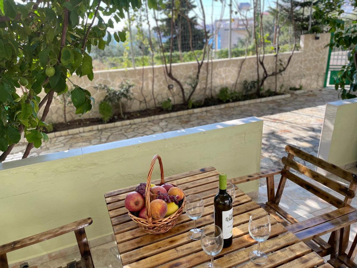 Villa Xhevdet Sarandë Eksteriør bilde